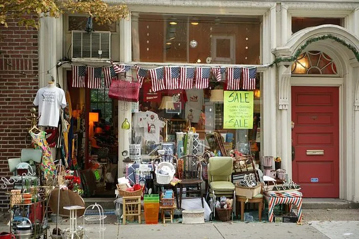 Antique Row shopping district in Philadelphia